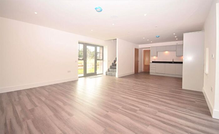4 Bedroom Semi-Detached Villa To Rent In Elm Mews, St Madoes, Perthshire, PH2