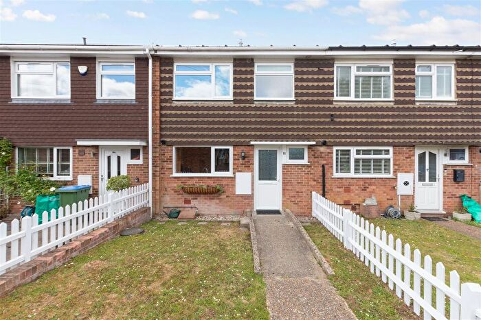 3 Bedroom Terraced House For Sale In Parkside, Halstead, TN14