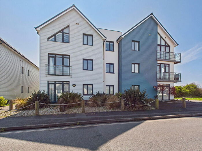 2 Bedroom Flat For Sale In Drake House, , Eirene Road, Goring-by-Sea, Worthing, BN12