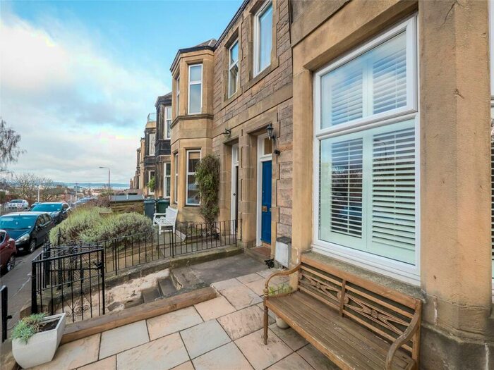 4 Bedroom Terraced House To Rent In Lilyhill Terrace, Edinburgh, EH8
