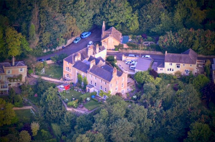 2 Bedroom Apartment To Rent In Perrymead, Bath, Somerset, BA2