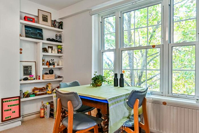 1 Bedroom Flat For Sale In Ferdinand Street, Chalk Farm, London, NW1