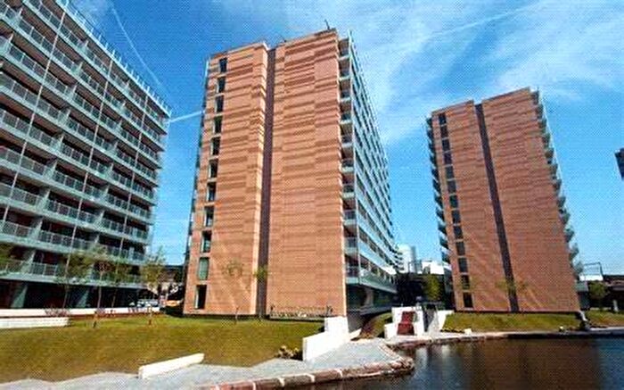 2 Bedroom Apartment To Rent In St Georges Island, Kelso Place, Manchester City Centre, Greater Manchester, M15