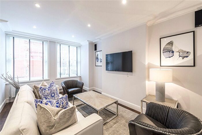 1 Bedroom Flat To Rent In Hamlet Gardens, London, W6