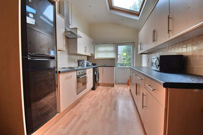 5 Bedroom Terraced House To Rent In The Nook, Sheffield, S10