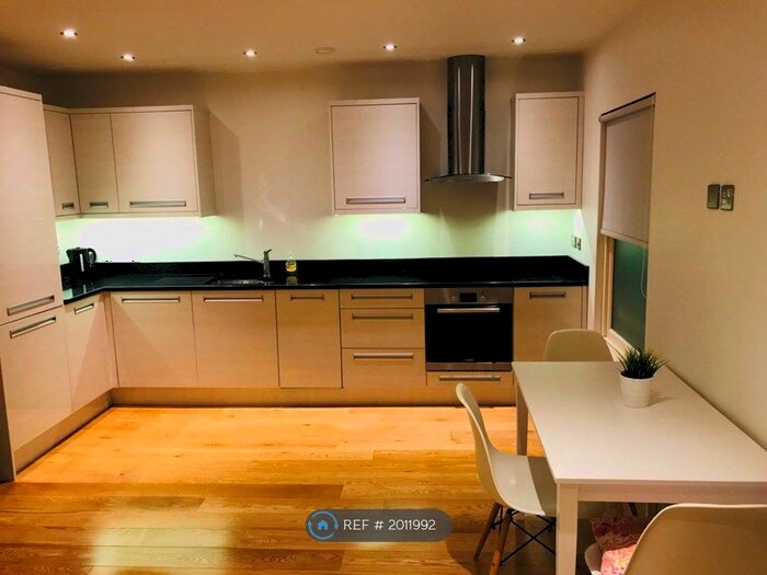 1 Bedroom Flat To Rent In Cross Street, Reading, RG1