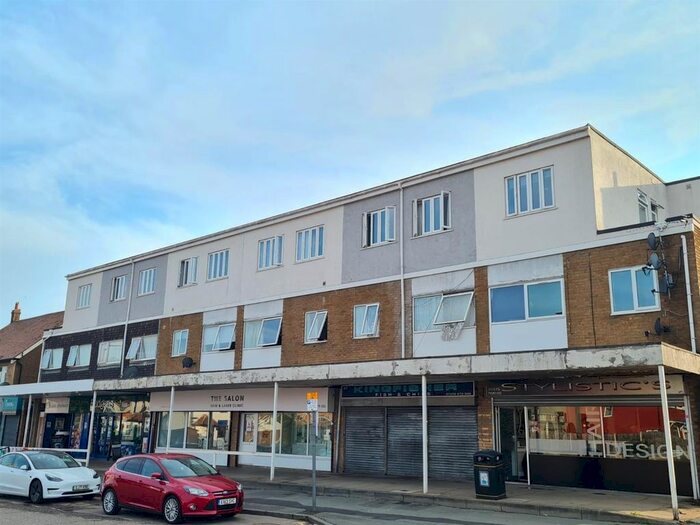 2 Bedroom Property To Rent In Lampits Hill, Corringham, Stanford-Le-Hope, SS17