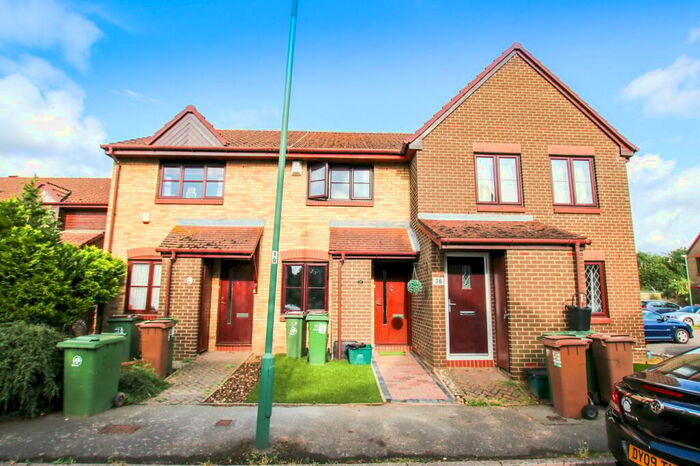 2 Bedroom Terraced House To Rent In Foxglove Way, Wallington, SM6