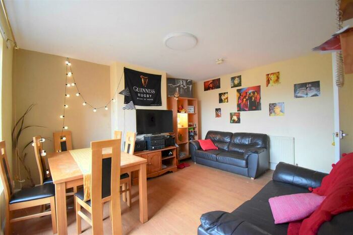 7 Bedroom Semi-Detached House To Rent In Gibbins Road, Selly Oak, B29