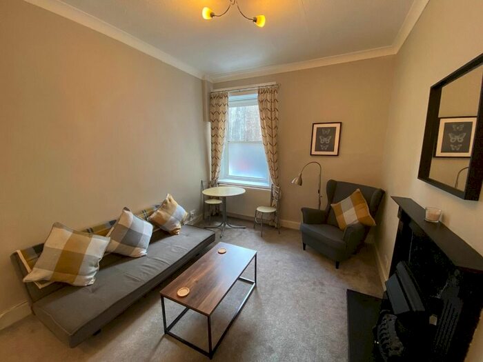 1 Bedroom Flat To Rent In Corstorphine High Street, Corstorphine, Edinburgh, EH12