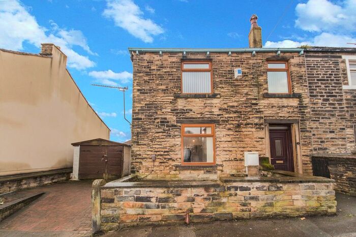 2 Bedroom Semi-Detached House To Rent In Dalton Fold Road, Huddersfield, HD5