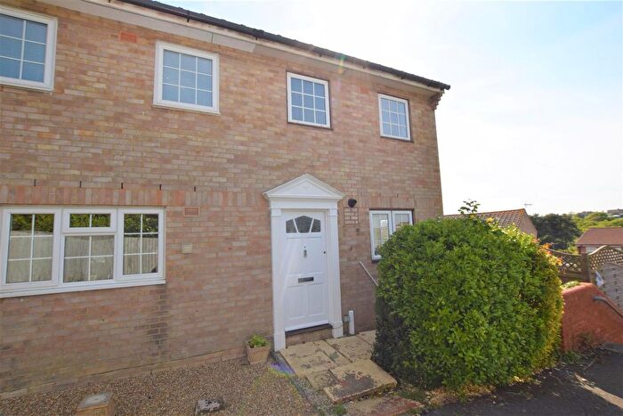 2 Bedroom Terraced House To Rent In Sandwich Drive, St. Leonards-On-Sea, TN38