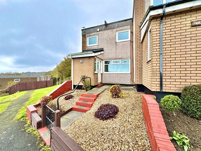 3 Bedroom End Of Terrace House For Sale In Easedale Gardens, Gateshead, NE9