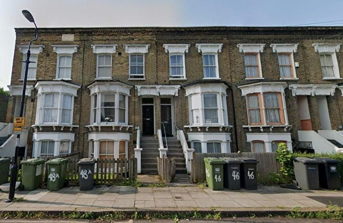 4 Bedroom Flat To Rent In Casella Road, New Cross, Deptford Bridge, London, SE14