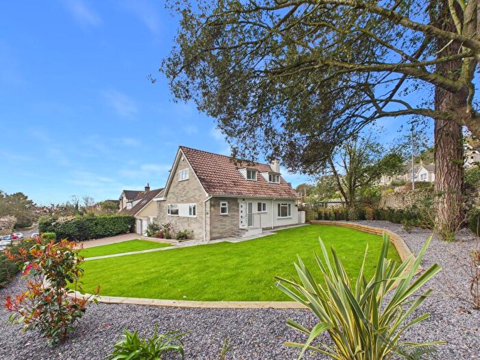 3 Bedroom Detached House For Sale In Kew Road, Weston-Super-Mare, BS23