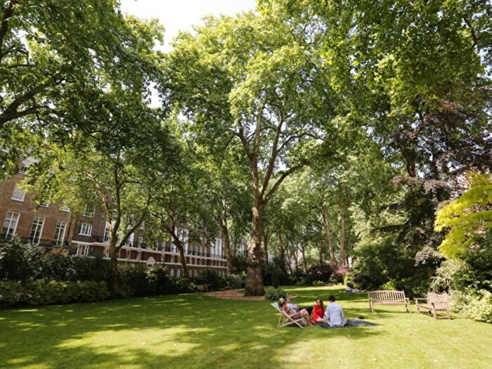 2 Bedroom Flat To Rent In Bryanston Square, London, W1H