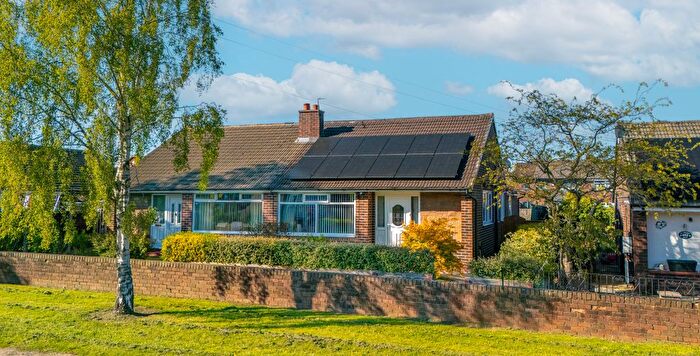 3 Bedroom Bungalow For Sale In St. Helens Road, Leigh, Greater Manchester, WN7