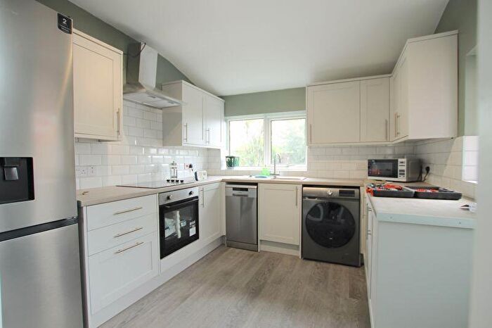 4 Bedroom Terraced House To Rent In Newminster Road, Cardiff, CF23