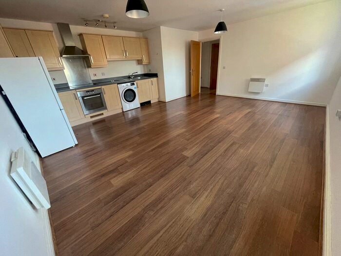 1 Bedroom Flat To Rent In Wyncliffe Gardens, Cardiff, CF23