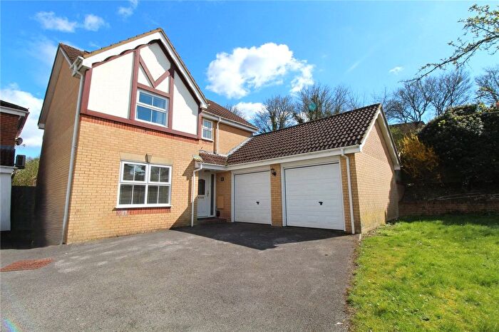 4 Bedroom Detached House For Sale In Chilton Ridge, Hatch Warren, Basingstoke, Hampshire, RG22