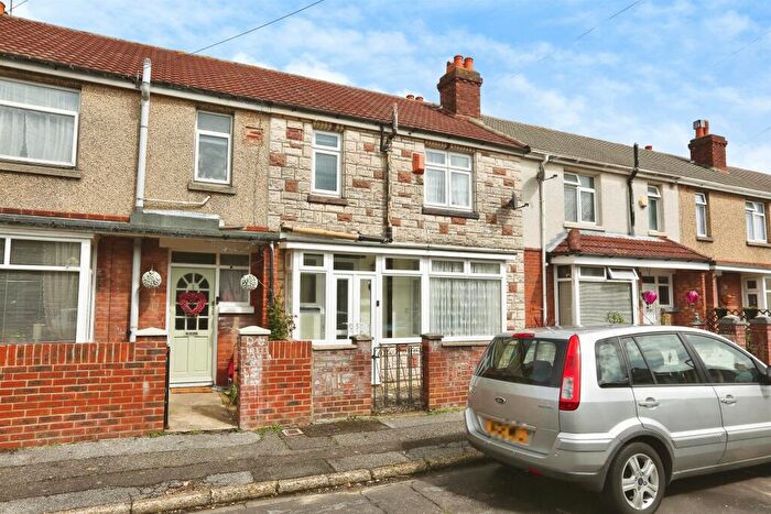 3 Bedroom Terraced House For Sale In Vernon Road, Gosport, PO12