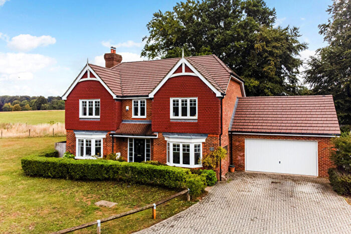 5 Bedroom Detached House For Sale In Wadebridge Rise, Medstead, GU34