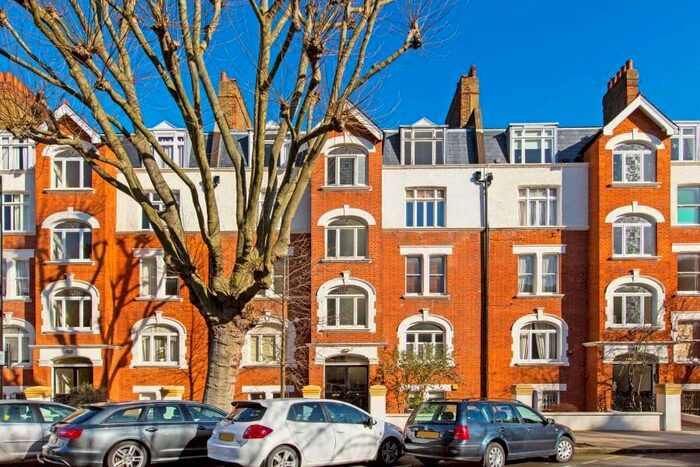 2 Bedroom Flat To Rent In Widley Road, London, W9