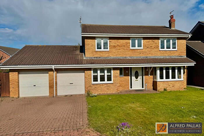 4 Bedroom Detached House For Sale In Shearwater, Whitburn, SR6