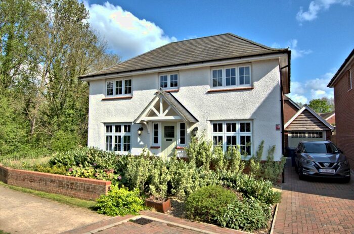 4 Bedroom Detached House To Rent In St. Edmunds Way, Hauxton, Cambridge, CB22