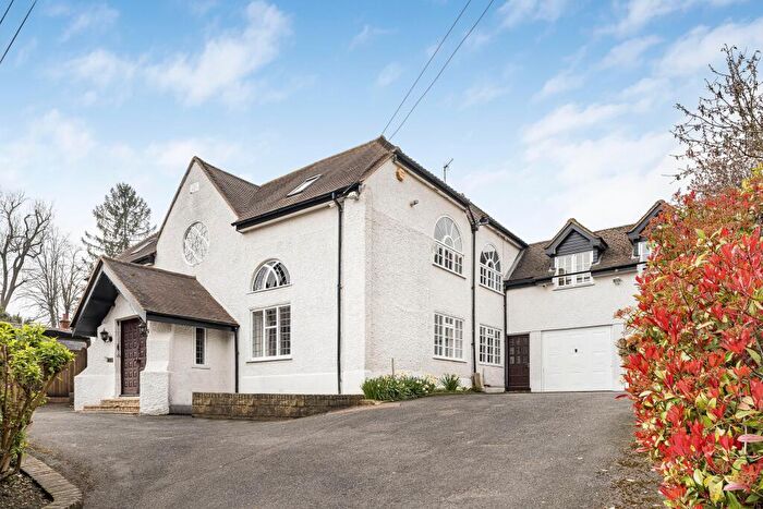 5 Bedroom Detached House For Sale In Box Lane, Hemel Hempstead, HP3