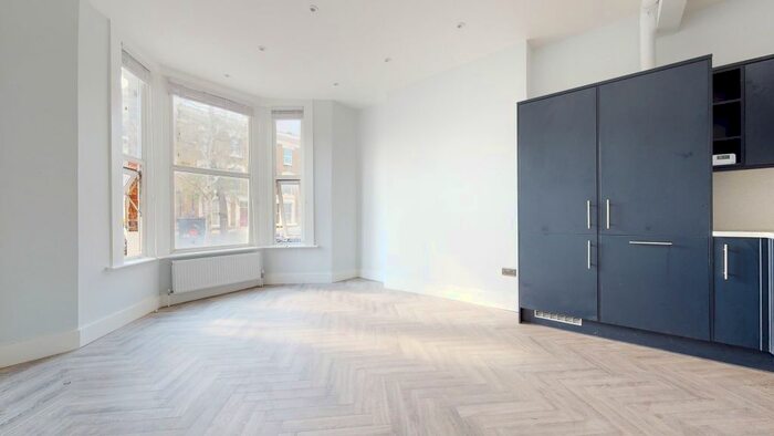 2 Bedroom Flat To Rent In Fernhead Road, London, W9