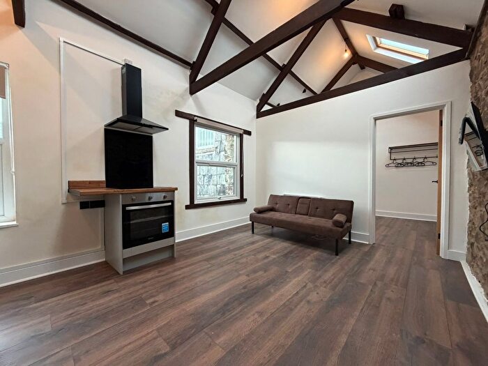 1 Bedroom Flat For Sale In - The Square, Holsworthy, Devon, EX22