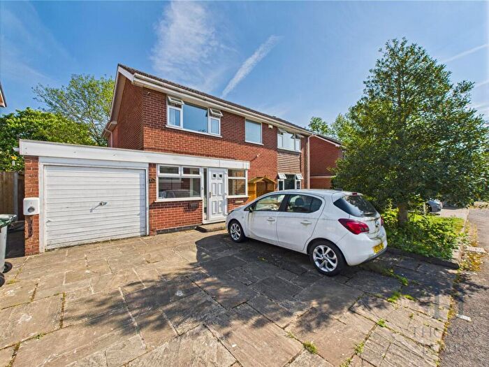 4 Bedroom Detached House For Sale In Cropwell Gardens, Radcliffe-On-Trent, NG12