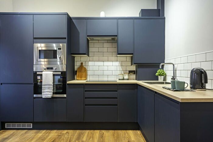 2 Bedroom Detached House To Rent In London, S, SE21