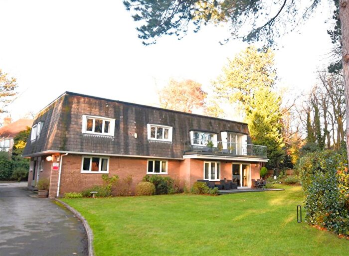 3 Bedroom Apartment For Sale In Noctorum Lane, Noctorum, CH43