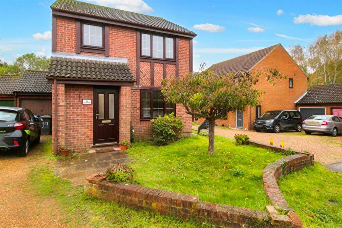 3 Bedroom Detached House To Rent In Lloyd Road, Shotley Gate, Ipswich, IP9