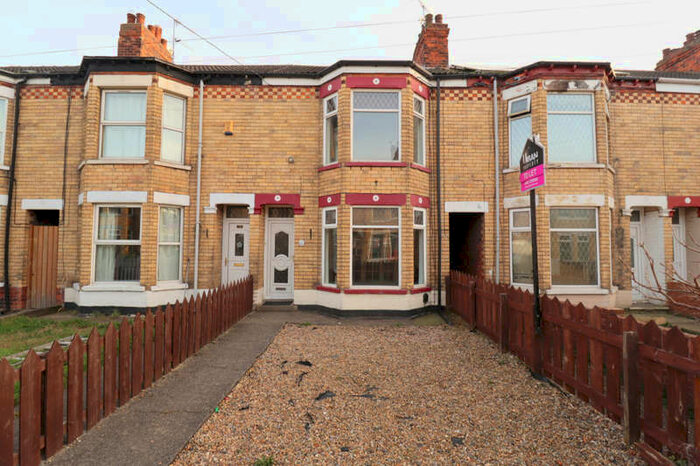 3 Bedroom Terraced House To Rent In Chaucer Street, Hull, HU8
