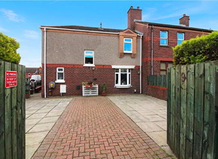 3 Bedroom Mid Terraced House For Sale In Cosgrave Heights, Belfast, BT15