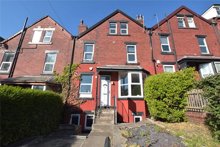 5 Bedroom Terraced House For Sale In Knowle Road, Leeds, West Yorkshire, LS4