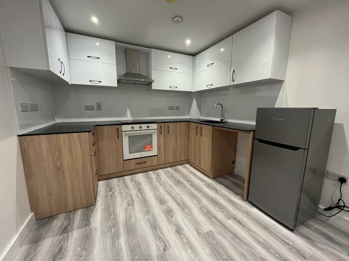 1 Bedroom Apartment To Rent In Woodborough Road, Nottingham, NG3