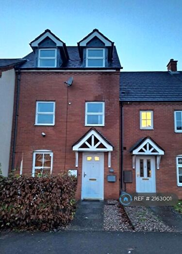 4 Bedroom Terraced House To Rent In Wharf Lane, Solihull, B91