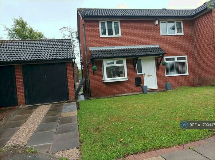3 Bedroom Semi-Detached House To Rent In Crofters Green, Preston, PR1