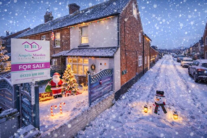 1 Bedroom Apartment For Sale In Hawkswood Road, Hailsham, East Sussex, BN27