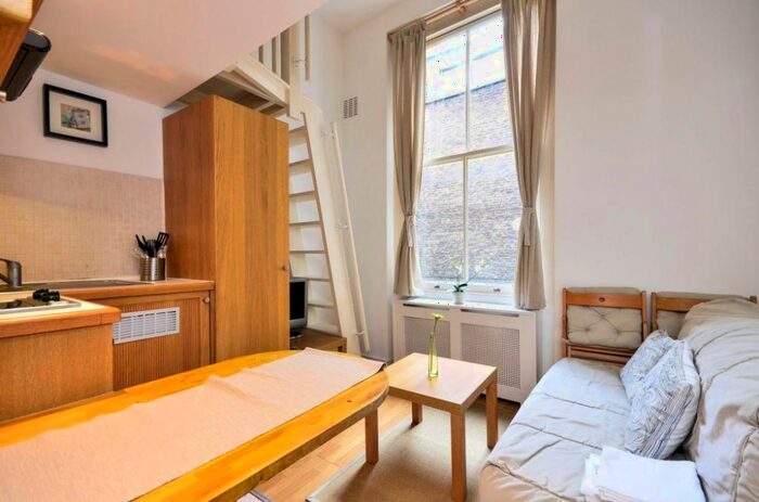 Studio To Rent In Fairholme Road, London, W14