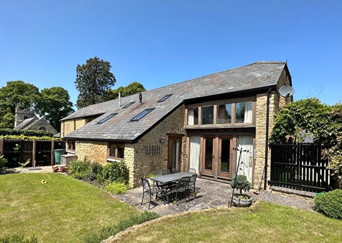 3 Bedroom Barn Conversion To Rent In Blackford, BA22