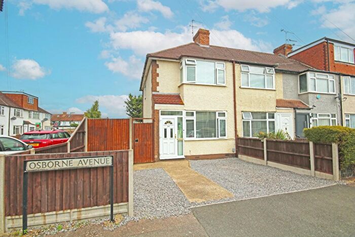 2 Bedroom End Of Terrace House For Sale In Osborne Avenue, Stanwell, TW19