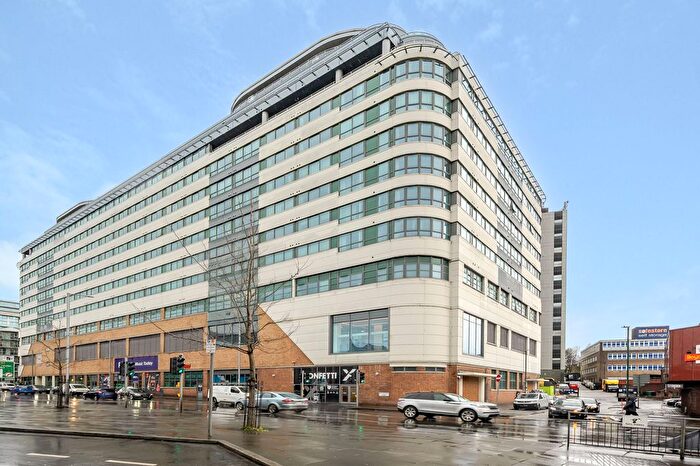 1 Bedroom Flat For Sale In Marco Island, Nottingham, NG1