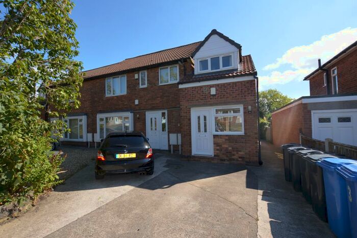 2 Bedroom Apartment To Rent In Park View House, Charnock, Sheffield, S12