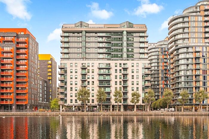 2 Bedroom Flat To Rent In Millharbour, E14