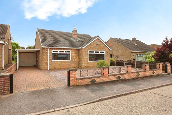 3 Bedroom Detached Bungalow For Sale In Upton Close, Stanground, Peterborough, PE2